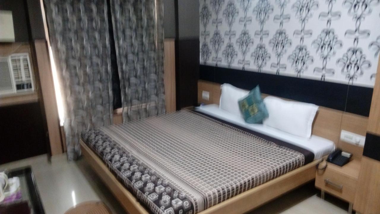 Hotel Desire Hisār 외부 사진