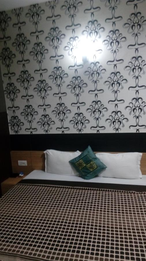 Hotel Desire Hisār 외부 사진