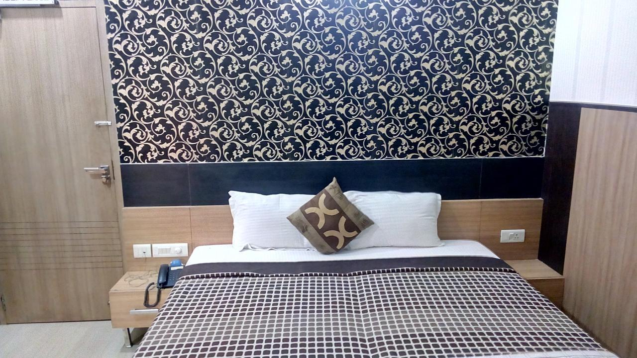 Hotel Desire Hisār 외부 사진