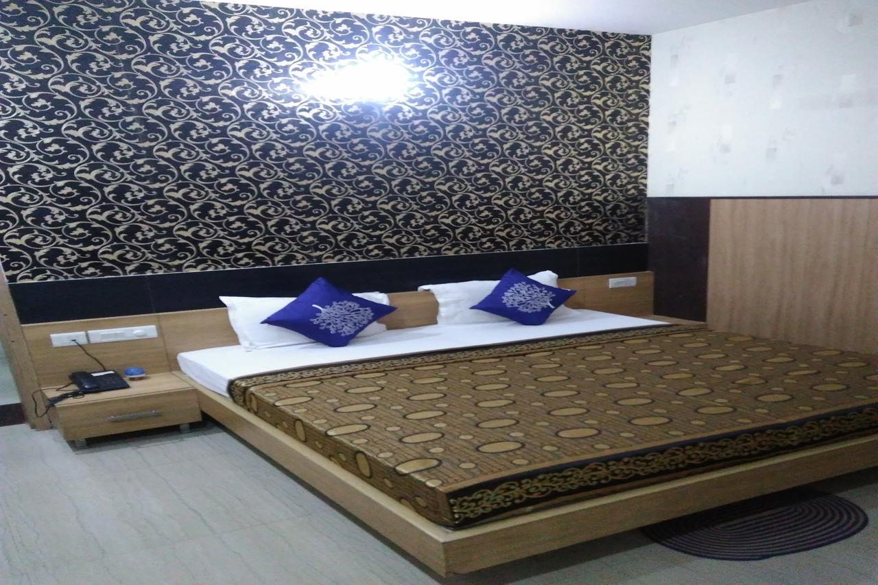 Hotel Desire Hisār 외부 사진